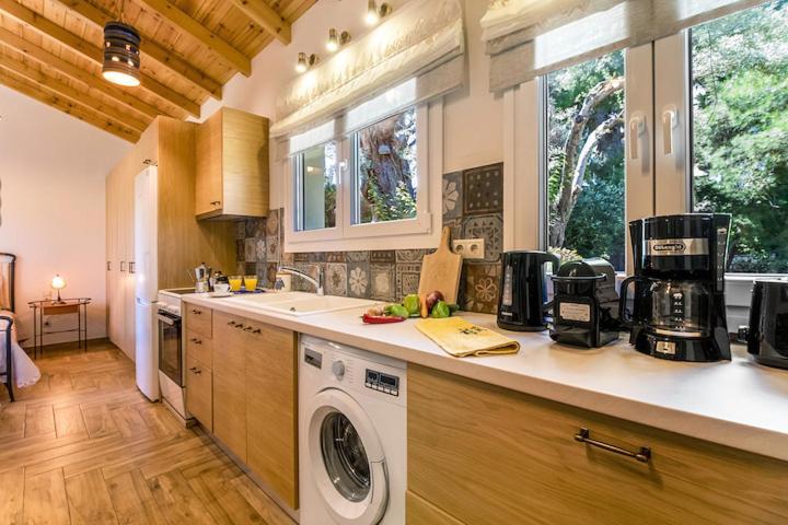 Poly's Villa Lefkada Apolpaina Exteriör bild