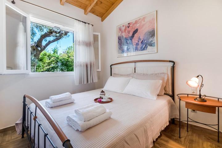 Poly's Villa Lefkada Apolpaina Exteriör bild