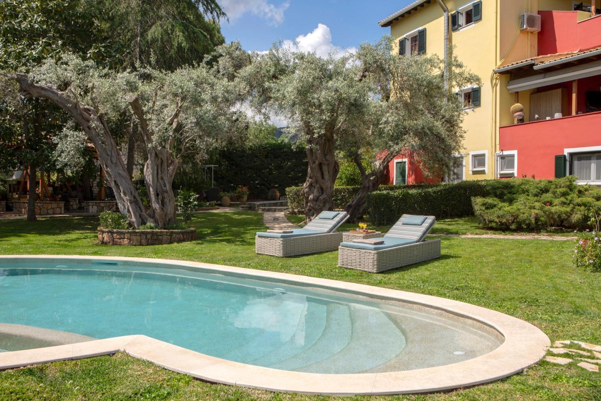 Poly's Villa Lefkada Apolpaina Exteriör bild